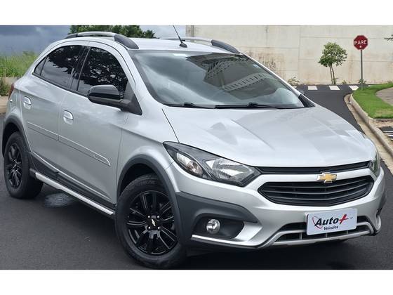 CHEVROLET ONIX 1.4 MPFI ACTIV 8V FLEX 4P AUTOMÁTICO CHEVROLET ONIX 1.4 MPFI ACTIV 8V FLEX 4P AUTOMÁTICO